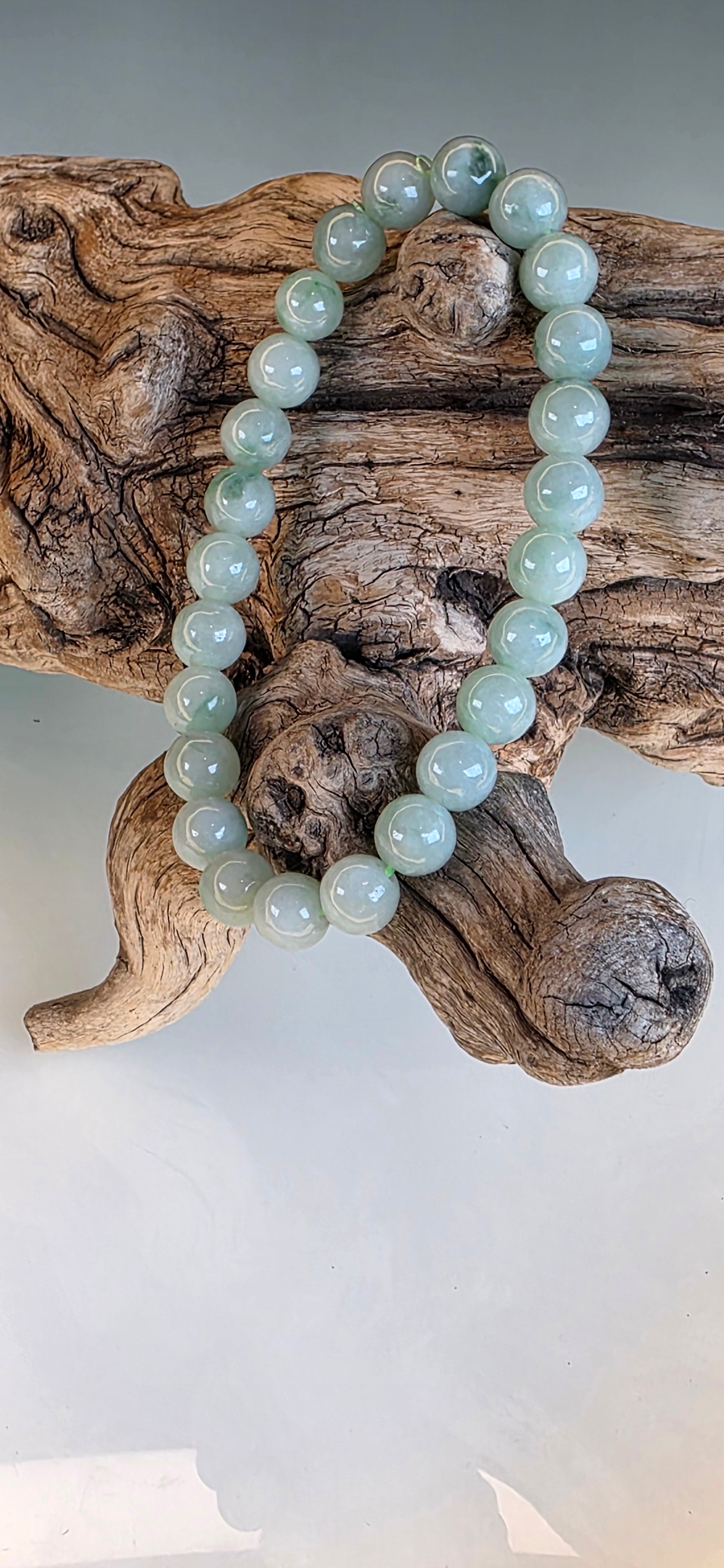 Grade A Fine Burmese Jadeite Beaded Bracelet, Mint Green (Stretch to fit)