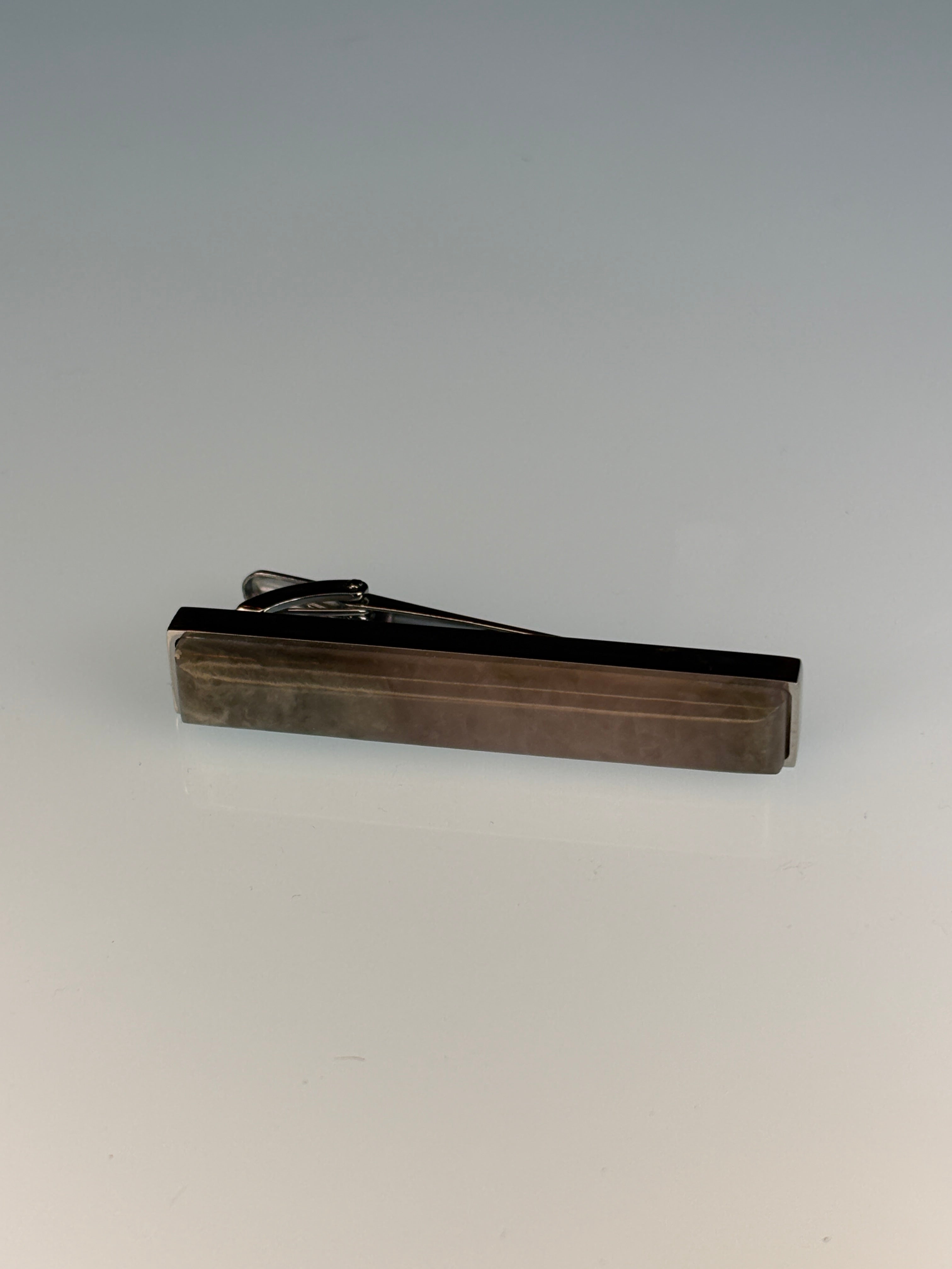 AAA Washington Vesuvianite Tie Clip