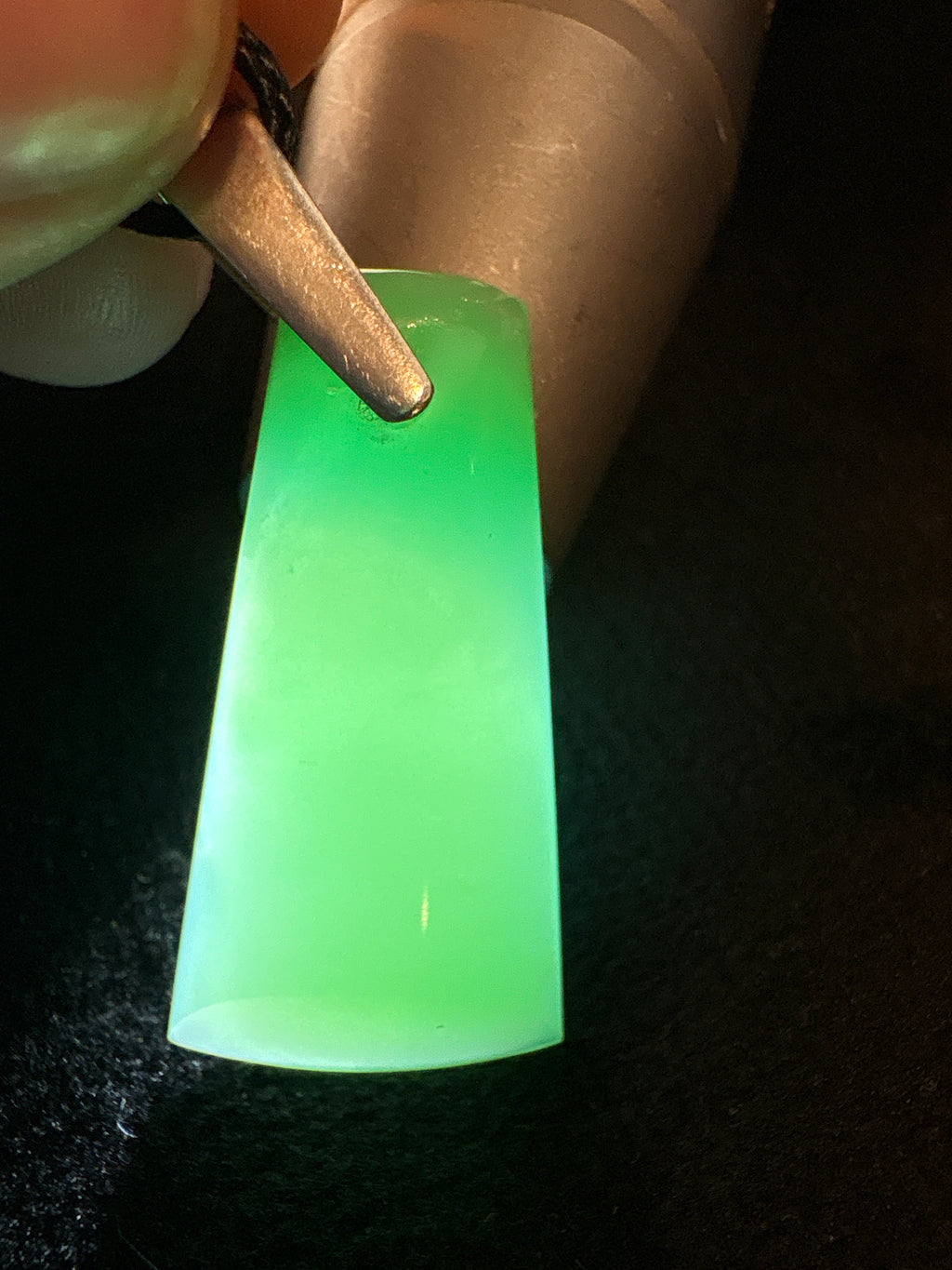 Australian Gem Chrysoprase Pendant on Sterling Silver Bail (Grade A Flawless)
