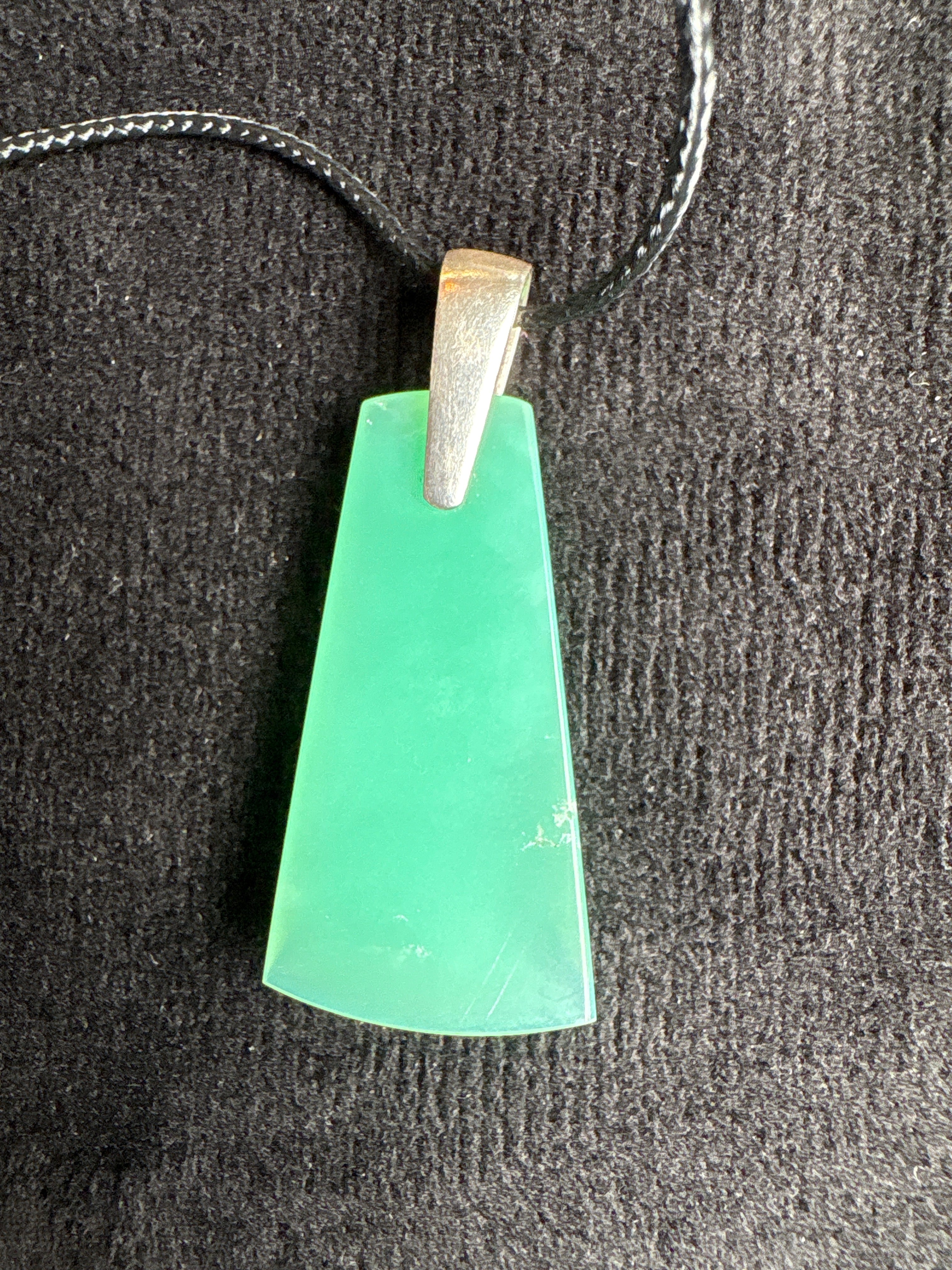 Australian Gem Chrysoprase Pendant on Sterling Silver Bail (Grade A Flawless)