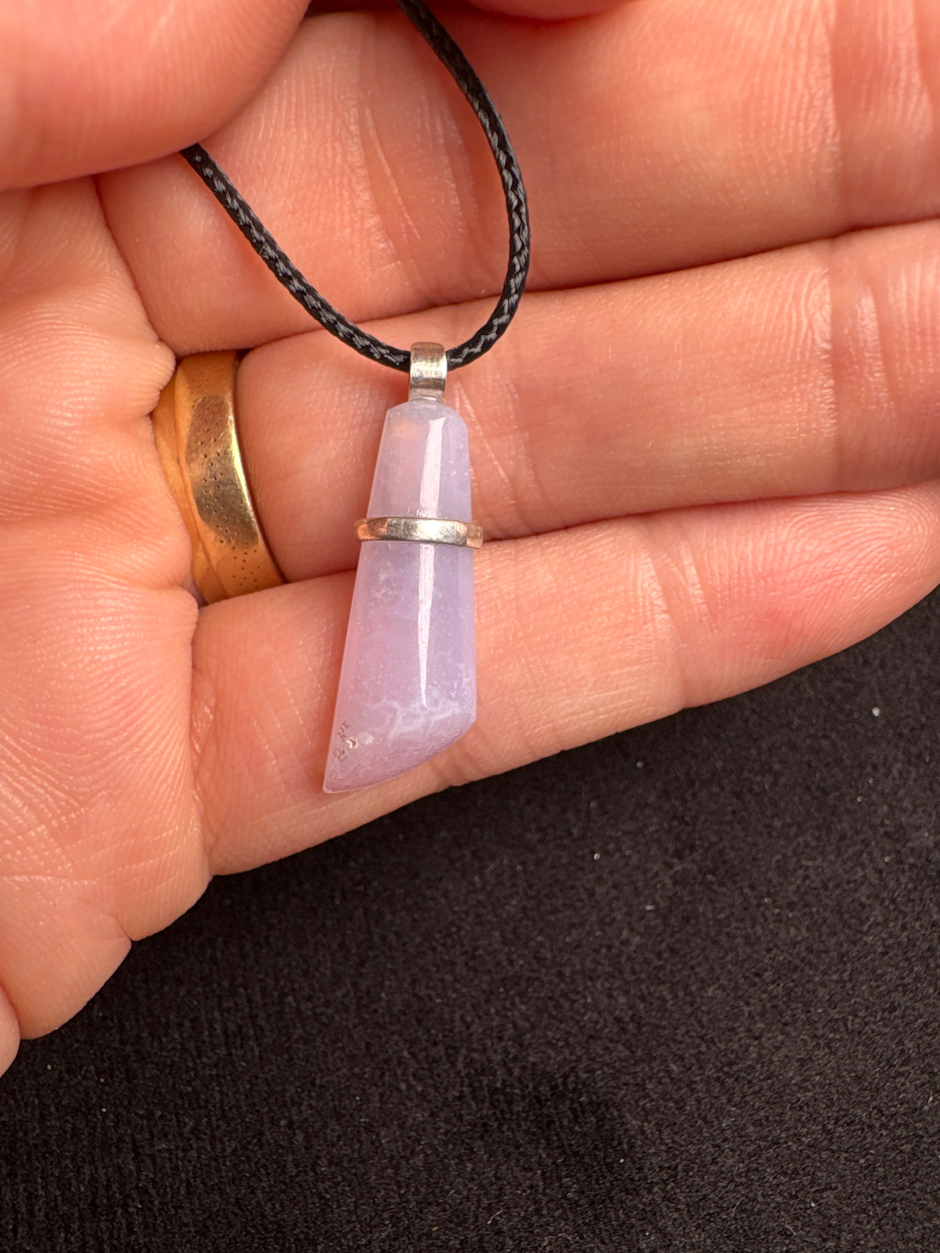 Ellensburg Blue Agate Pendant (Grade A Gem Grade)