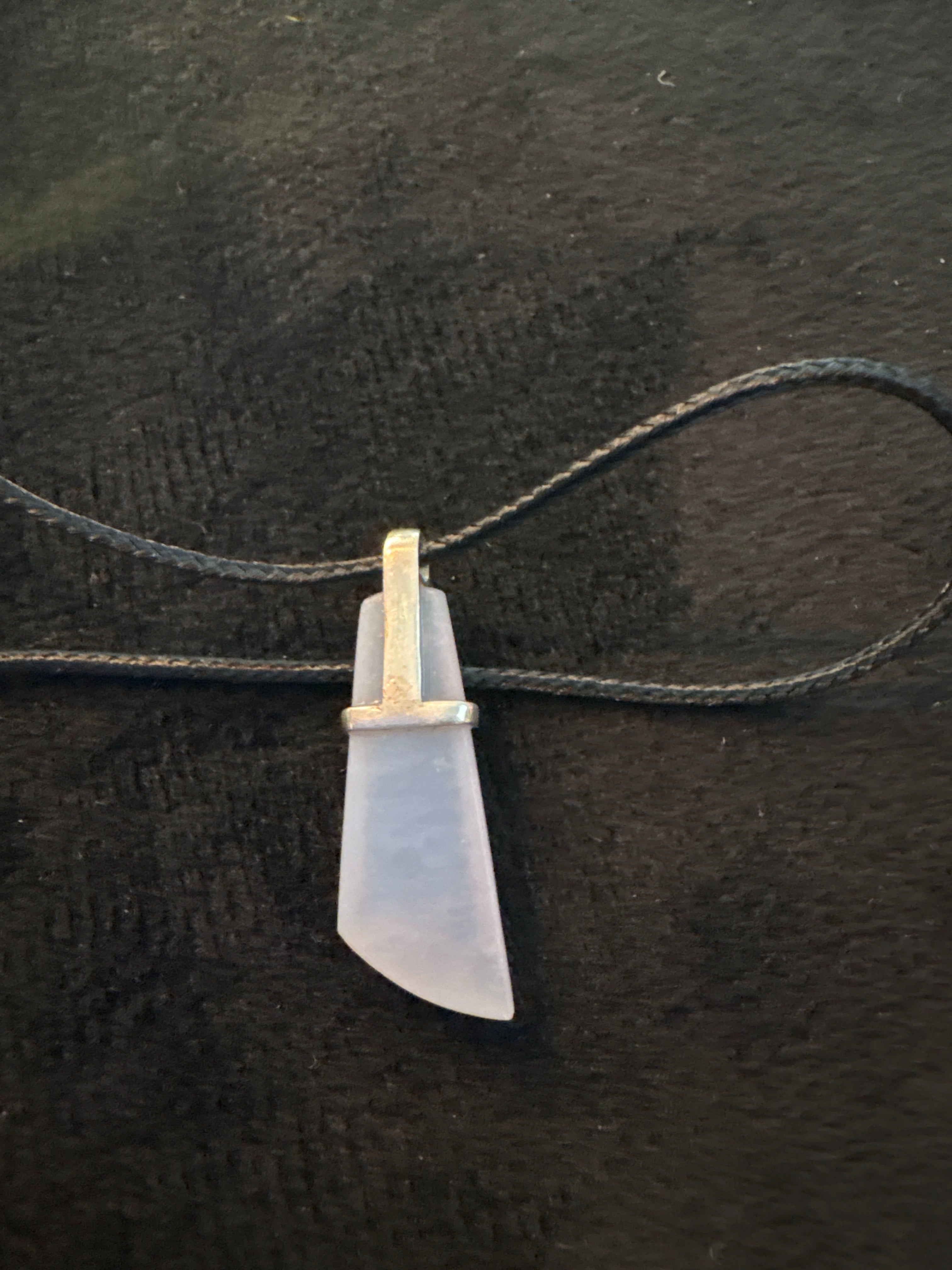 Ellensburg Blue Agate Pendant (Grade A Gem Grade)