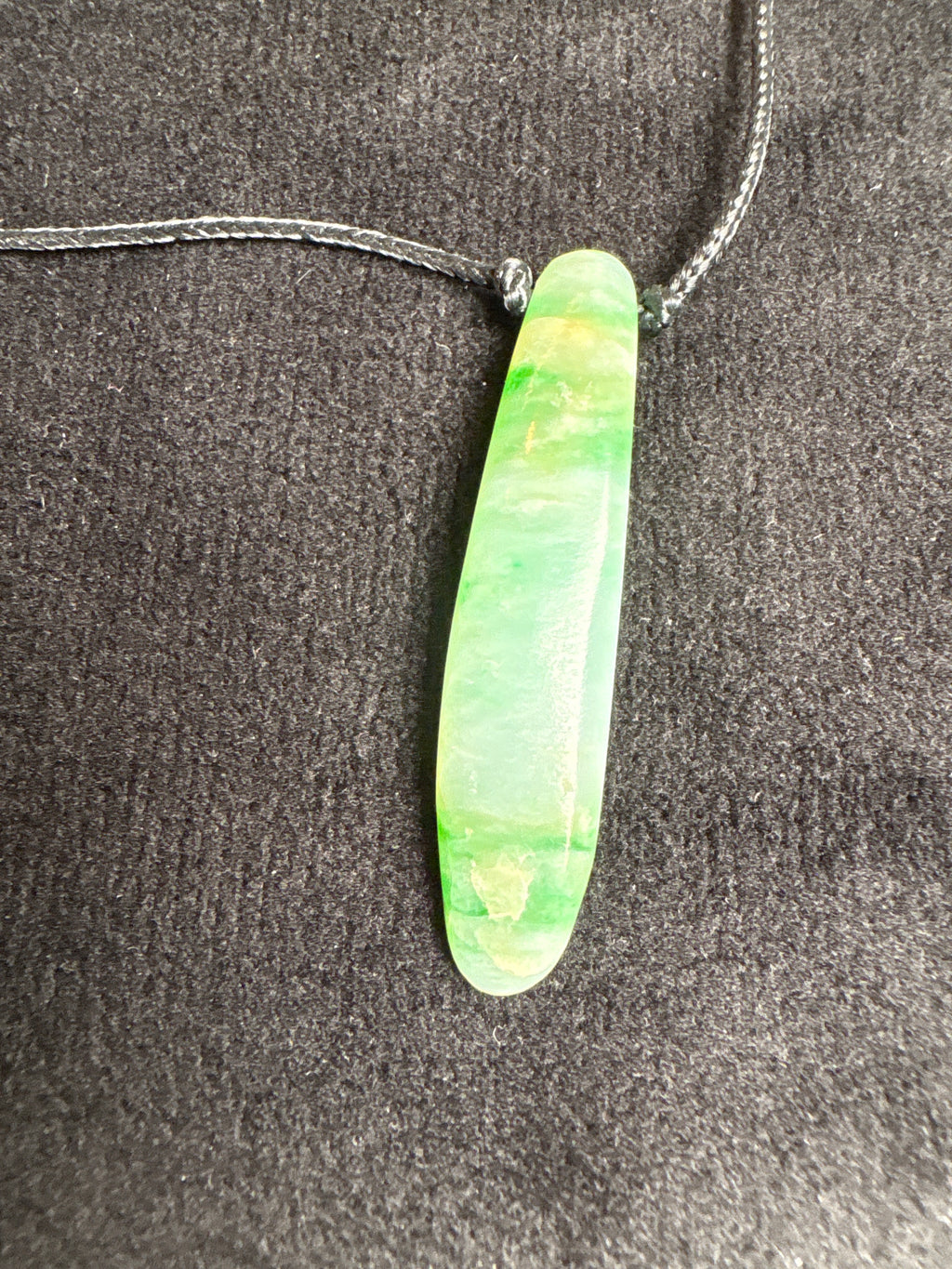 Burmese Jadeite Pendant (Bright Green and White Jade)